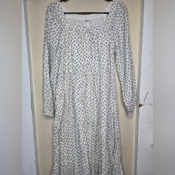 Old Navy Womens Prairie Tiered Maxi Dresses SizeMedium Print Gold Cottagecore - Picture 2 of 16